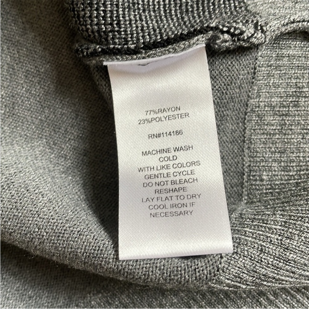 Women's Retrology Gray Star Sweater, NWOT, Size PM - Picture 5 of 5